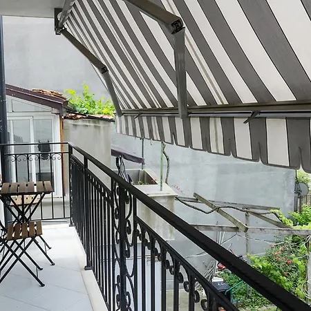 Apartment Stylish Retreat High-end Flat Downtown By Flat Mаnager *