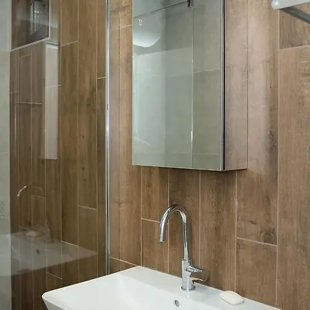 Apartment Stylish Retreat High-end Flat Downtown By Flat Mаnager *