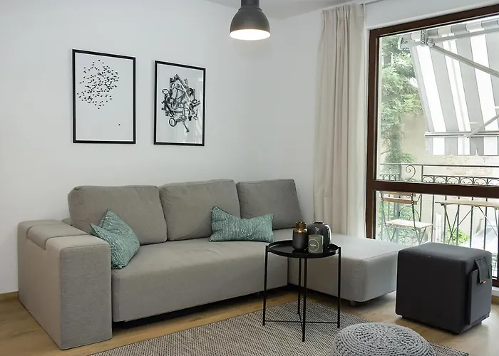 Stylish Retreat High-end Flat Downtown By Flat Mаnager Apartment